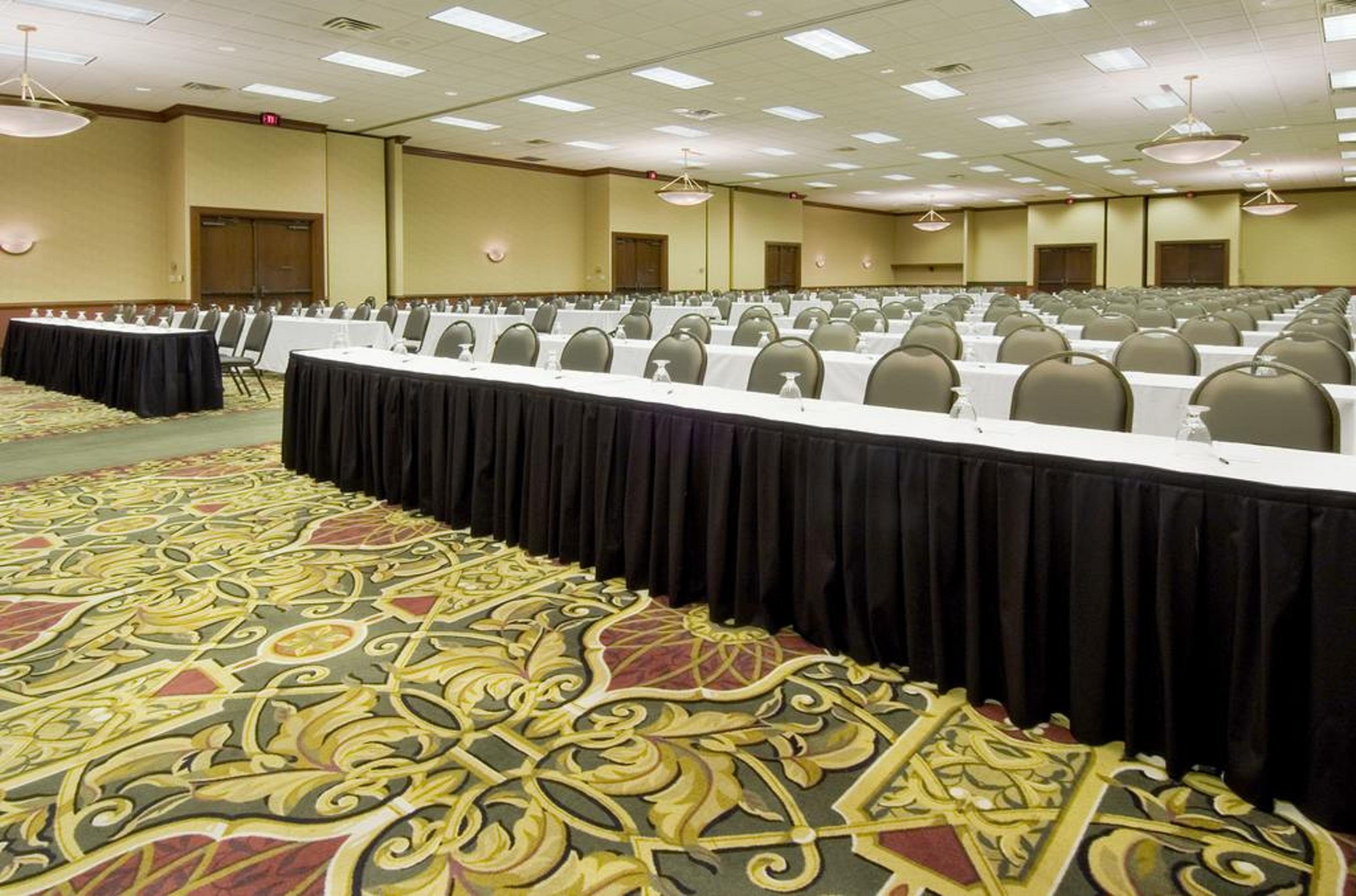 Doubletree By Hilton Lansing Hotell Business bild